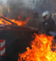 Hellas i fyr og flammer. Foto: EPA og Scanpix.