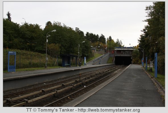 Munkelia T-banestasjon sett fra plattformen mot Bergkrystallen T-banestasjon. Foto: TT.