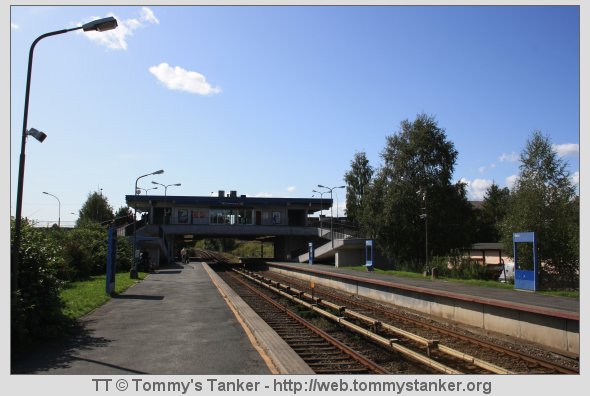Bøler T-banestasjon fra plattformen mot Ulsrud, men i billedretning mot Bogerud stasjon. Foto: TT.