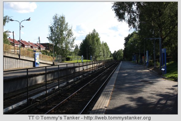Haugerud T-banestasjon sett fra plattformen mot Tveita T-banestasjon. Foto: TT.