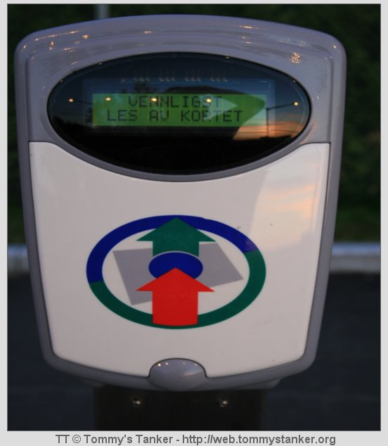 SÃ¥, har du gyldig billett? Foto: TT.